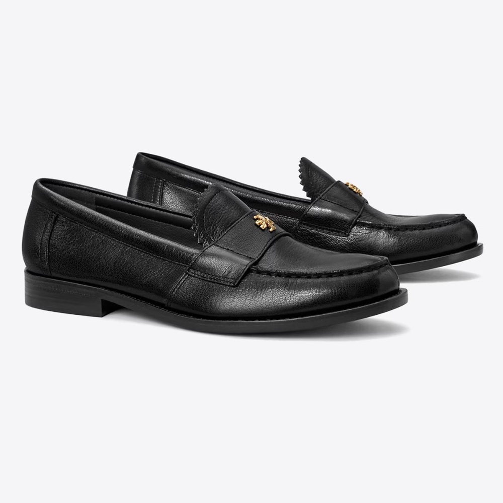 Tory Burch Black Leather classic Loafers Size 6